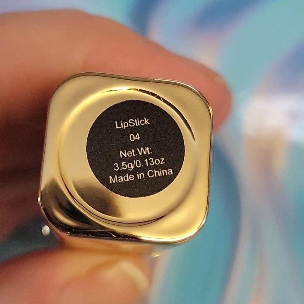 Pearl Luna Luxurious Pretty Lipstick in Soft Pink New